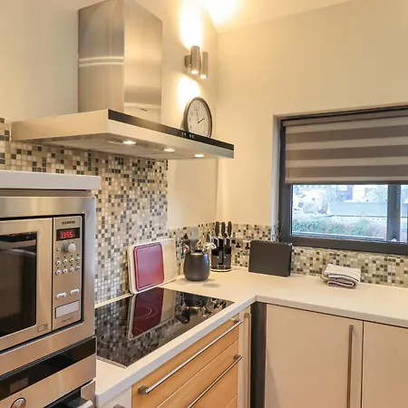 Apartment Riverside Park 5 *