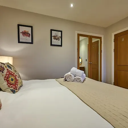 Апартаменты Riverside Park 5 *