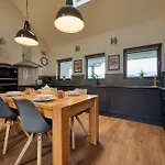 Riverside Park 5 *